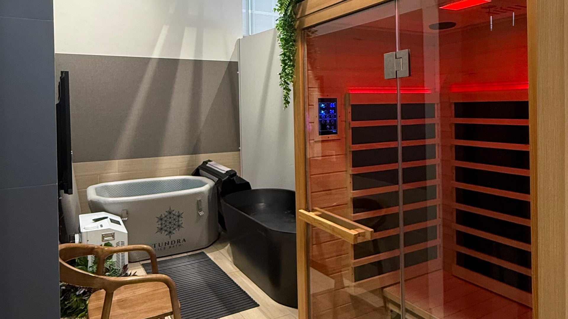 TUNDRA ice bath and infrared sauna showroom in Singapore, featuring a cold plunge and indoor wellness setup